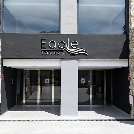 Lejlighed Eagle Tower Blue Sky